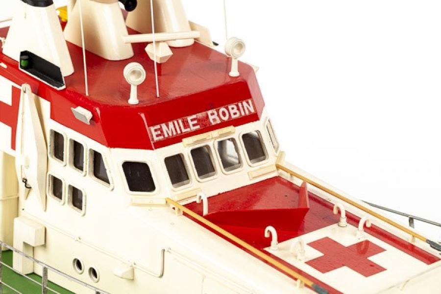 Emilie Robin search and rescue boat - plastic hull