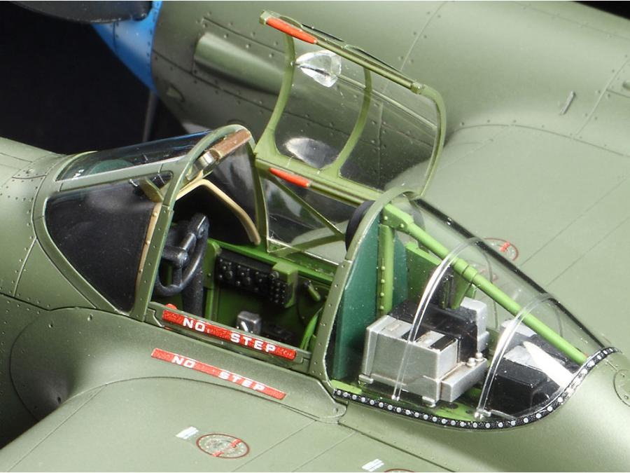 Tamiya 1/48 LOCKHEED  P-38F/G LIGHTNING pienoismalli