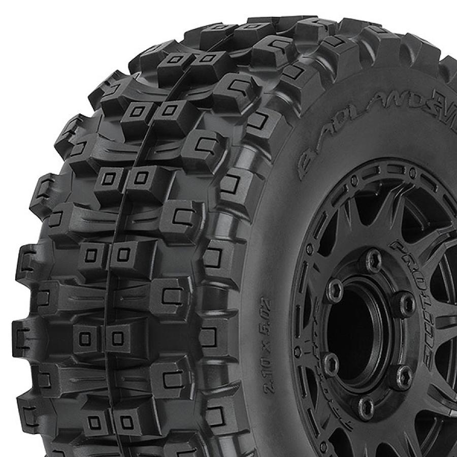 Badlands MX28 HP 2.8" on Wheels with Removable Hex Wheels (2