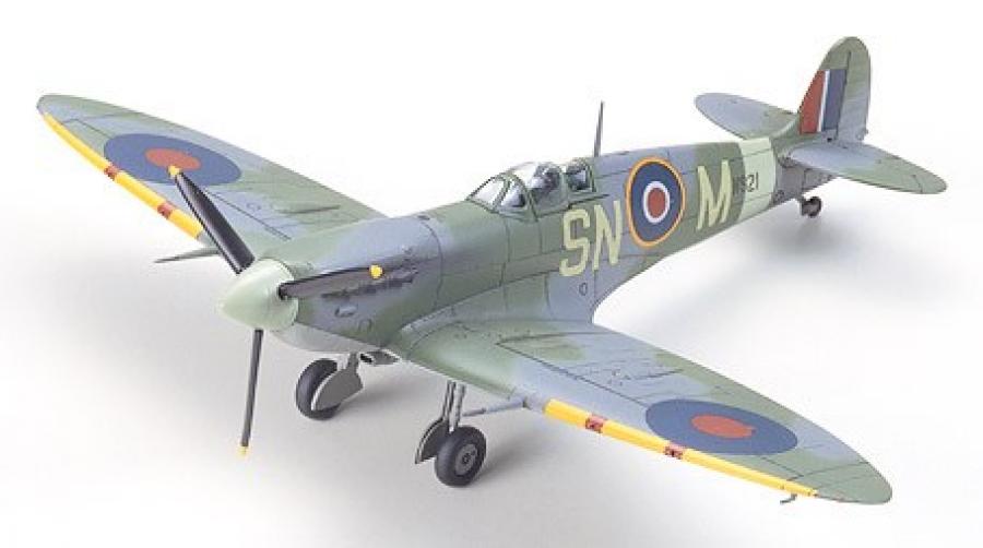 Tamiya 1/72 Spitfire Mk.Vb / Mk.Vb Trop pienoismalli