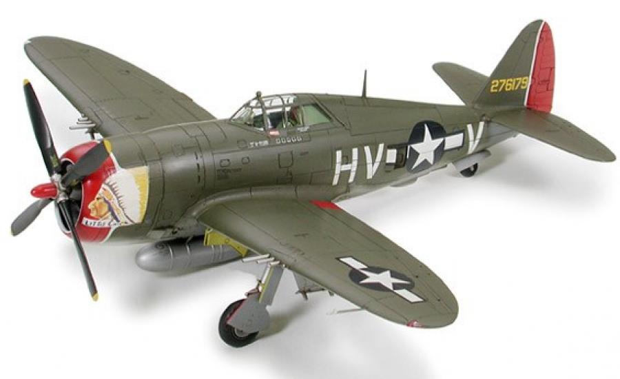 Tamiya 1/72 P-47D Thunderbolt (Razor Back) pienoismalli