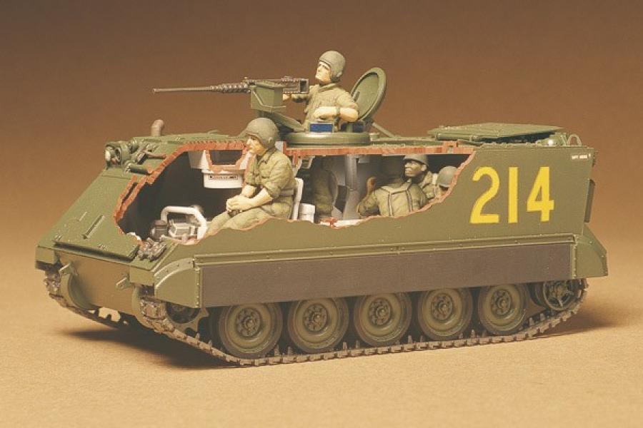 Tamiya 1/35 US M113 pienoismalli