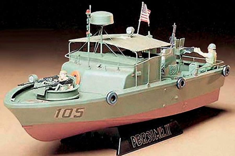 Tamiya 1/35 US Navy PBR31 Mk. II Patrol Boat pienoismalli