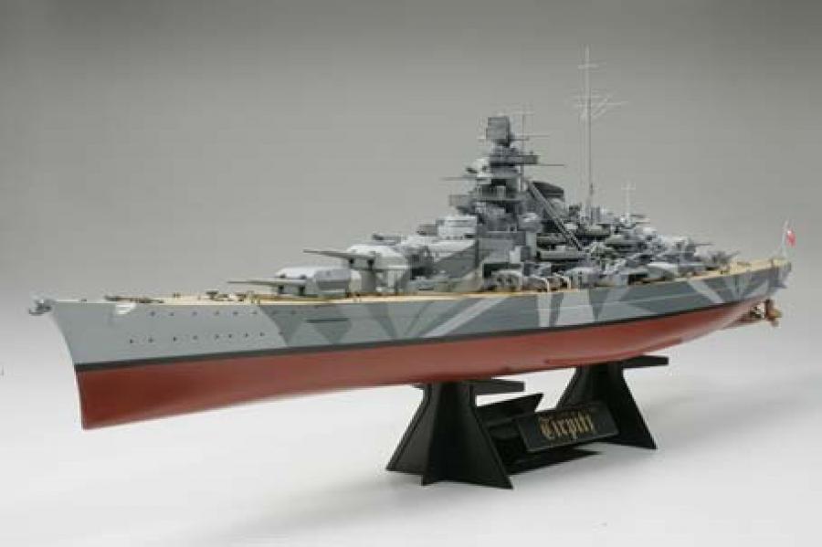 Tamiya 1/350 German Battleship Tirpitz pienoismalli