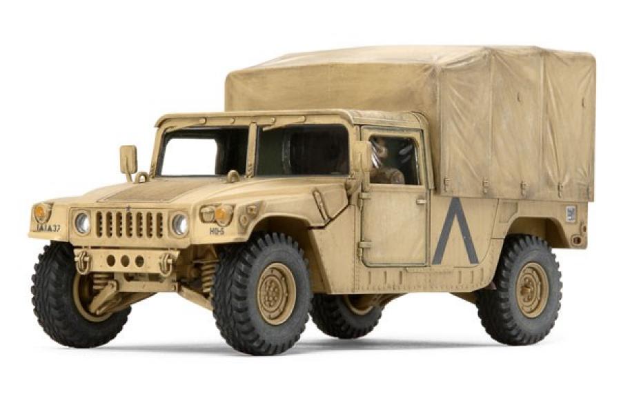 Tamiya 1/48 US Modern Vehicle 4x4 Cargo type pienoismalli