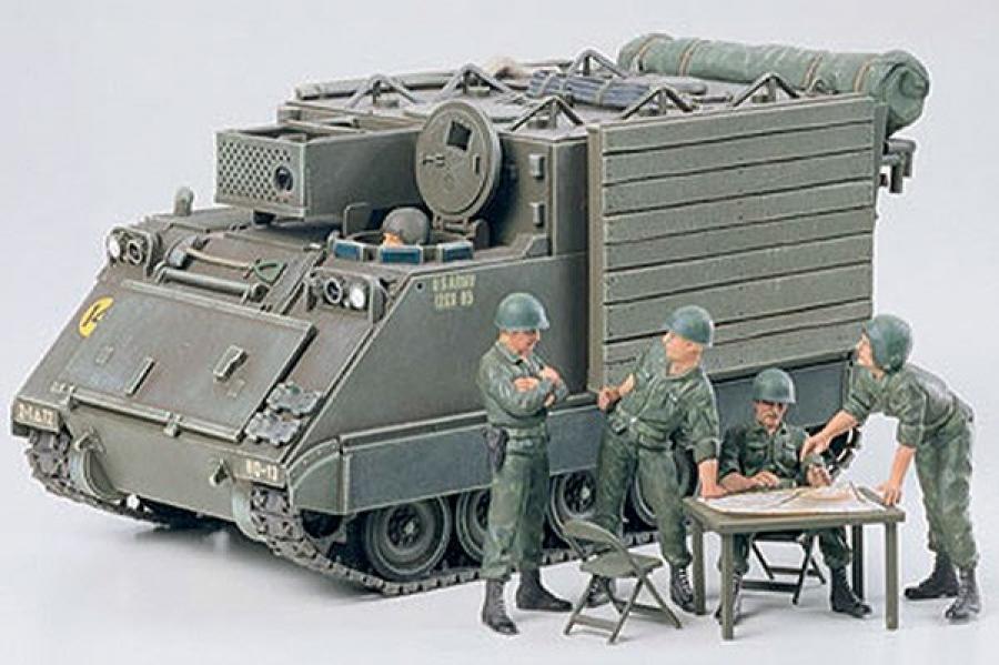 Tamiya 1/35 U.S. Armoured Command Post Car M577 pienoismalli