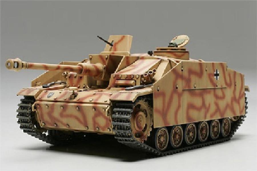 Tamiya 1/48 Sturmgeschuetz III Early pienoismalli