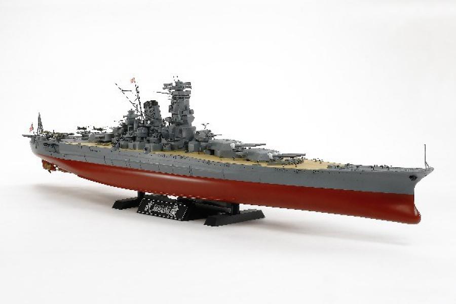 Tamiya 1/350 Japanese Battleship Musashi pienoismalli
