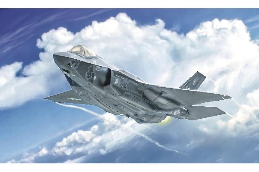 Italeri 1/72 F-35 A LIGHTNING II CTOL version