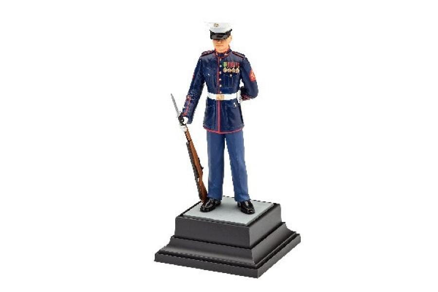 1:16 US Marine