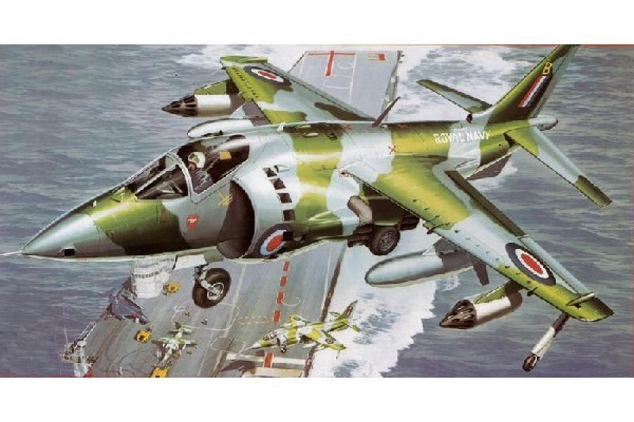 Revell 1:32 Hawker Harrier GR Mk.1 (gift set)