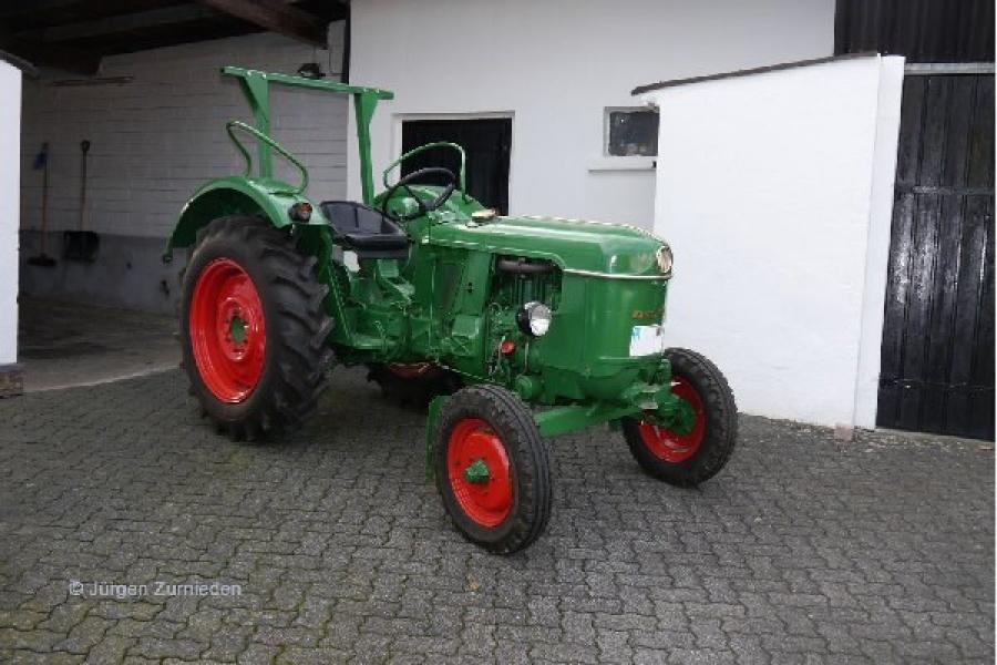 Revell 1:24 Deutz D30 (easy-click)