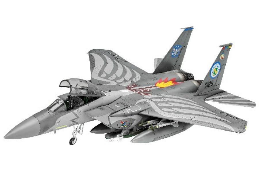 1/72 Model Set F-15E Strike Eagle