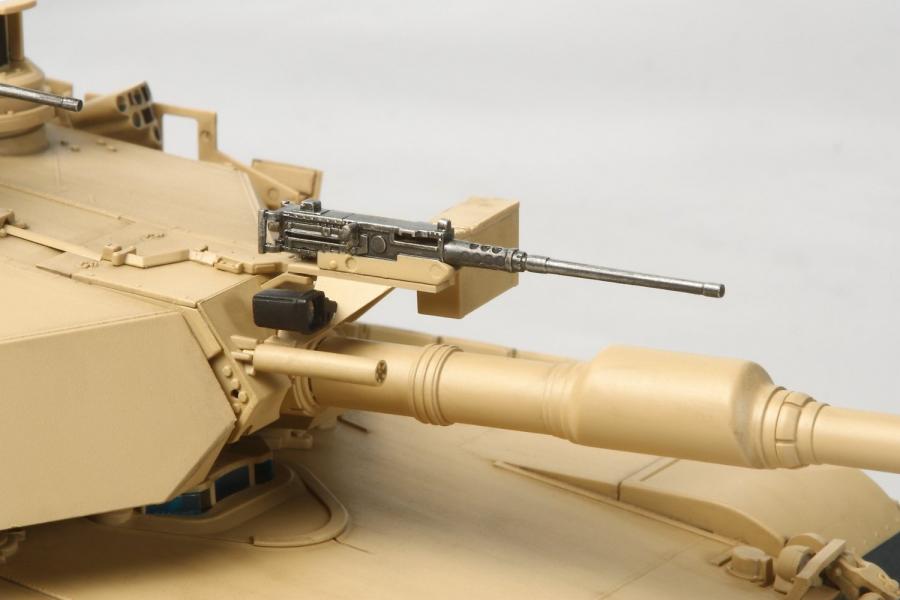 Tamiya 1/35 US M1A2 SEP Abrams TUSK II pienoismalli