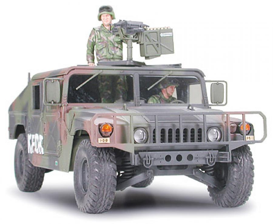 Tamiya 1/35 U.S. M1025 Humvee Armament Carrier pienoismalli