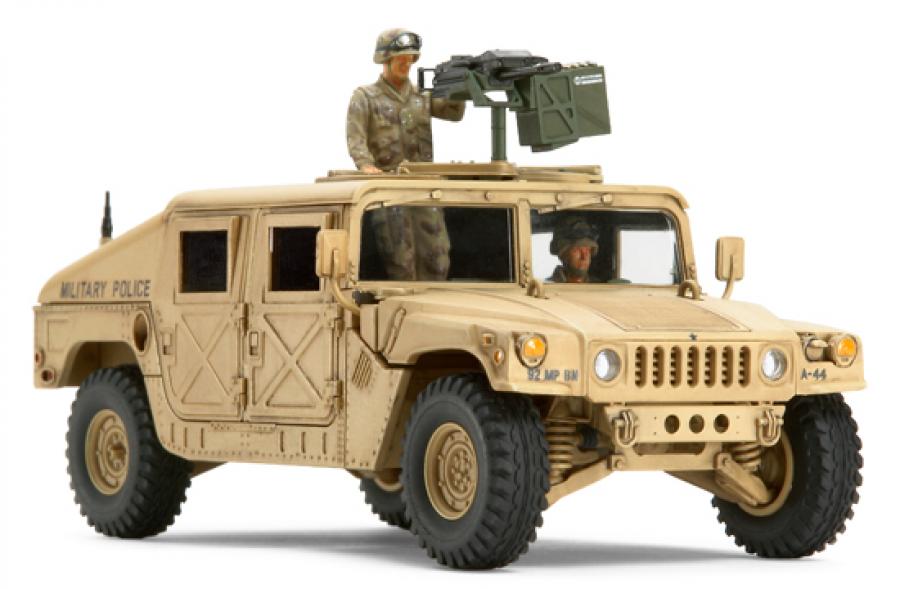 Tamiya 1/35 U.S. M1025 Humvee Armament Carrier pienoismalli