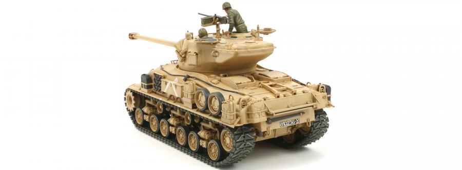 Tamiya 1/35 M51 Super Sherman pienoismalli