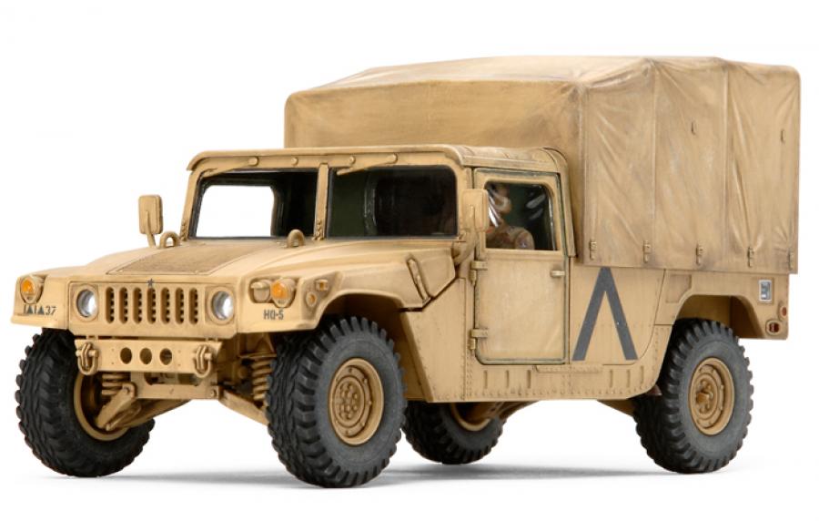 Tamiya 1/48 US Modern Vehicle 4x4 Cargo type pienoismalli