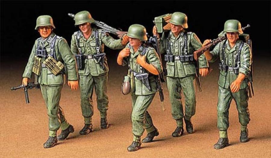 Tamiya 1/35 German Machine Gun Crew On Maneuver figuuri