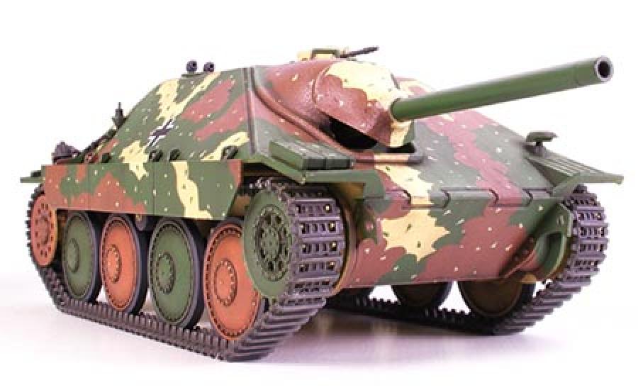 Tamiya 1/48 Hetzer Mid Production pienoismalli