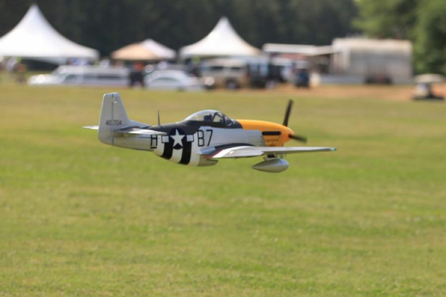 P-51D V8 PNP Ferocious Frankie 1440mm wingspan * Disc.
