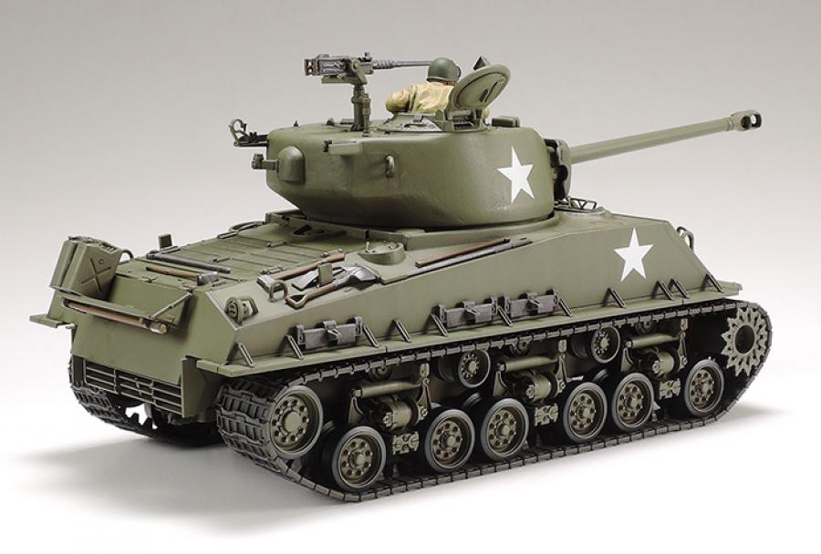 Tamiya 1/35 M4A3E8 Sherman "Easy Eight", European theater pienoismalli