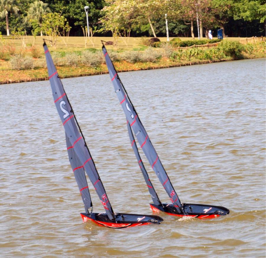 Focus V2 Sailboat 1-meter RTR