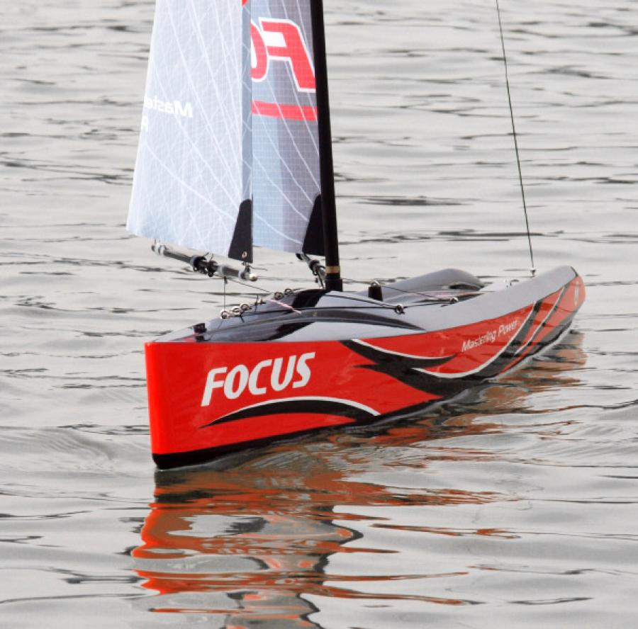 Focus V2 Sailboat 1-meter RTR