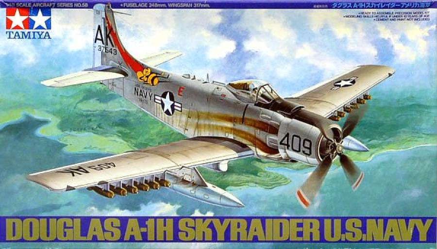 1/48 Douglas A-1H Skyraider U.S. Navy