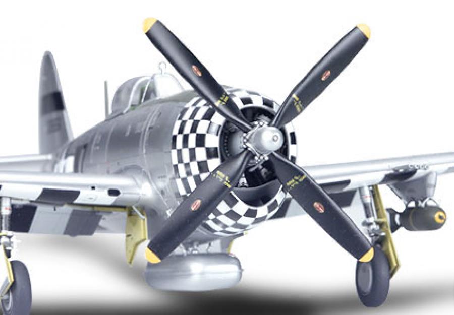 Tamiya 1/48 P-47D Thunderbolt Bubbletop pienoismalli