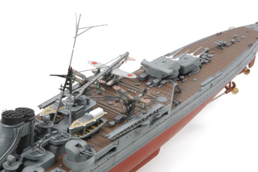 Tamiya 1/350 Japanese Heavy cruiser Mogami pienoismalli