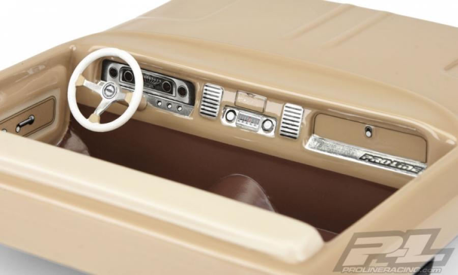 Classic Interior (Clear) for most 1:10 Crawler Bodies (with