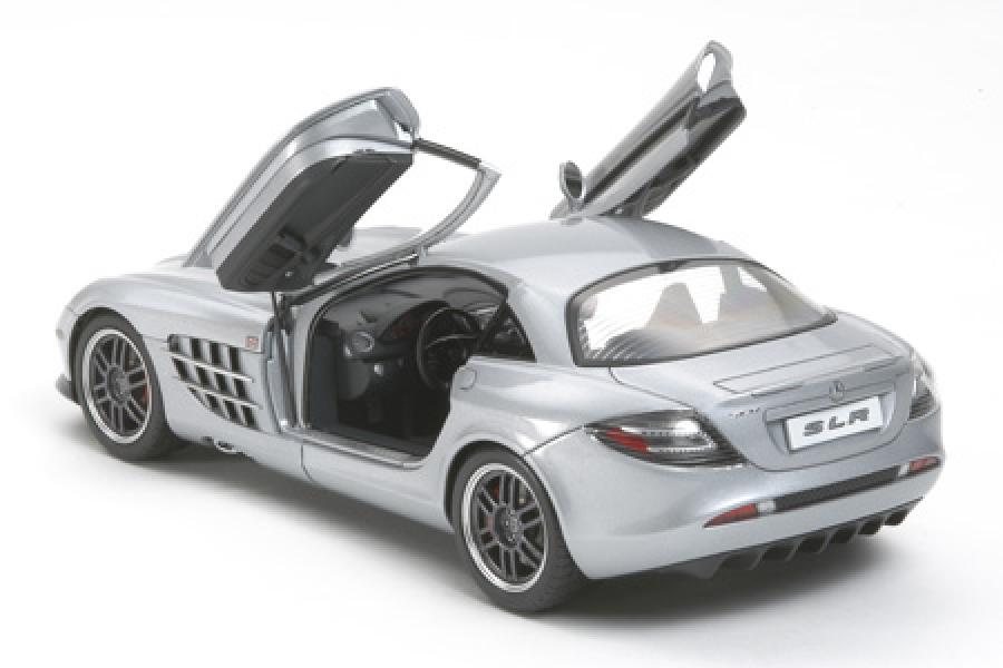 Tamiya 1/24 Mercedes-Benz SLR McLaren 722 Ed. pienoismalli