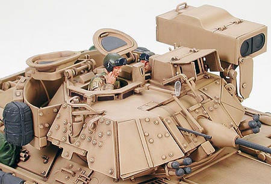 1/35 BRADLEY M2A2 ODS IFV