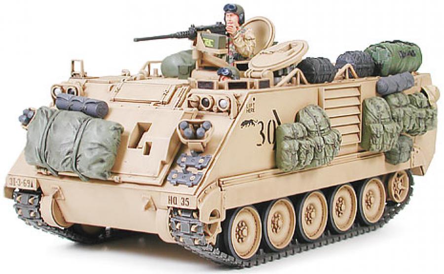 1/35 US M113A2 DESERT VER.