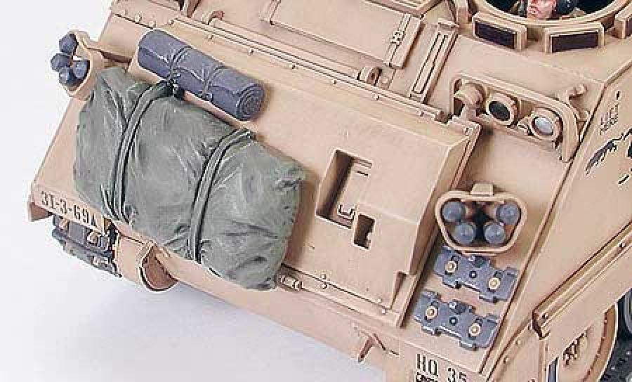 1/35 US M113A2 DESERT VER.