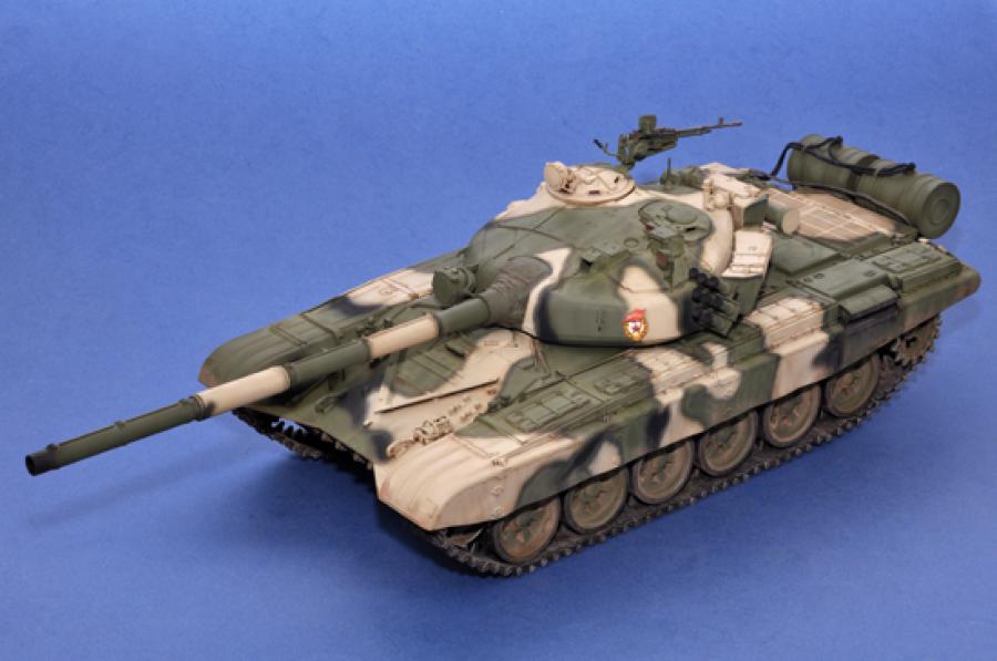 1/16 Russian T-72B MBT