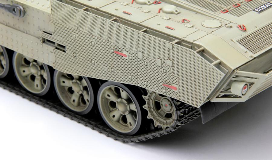 1:35 Israel heavy armoured personnel carrier