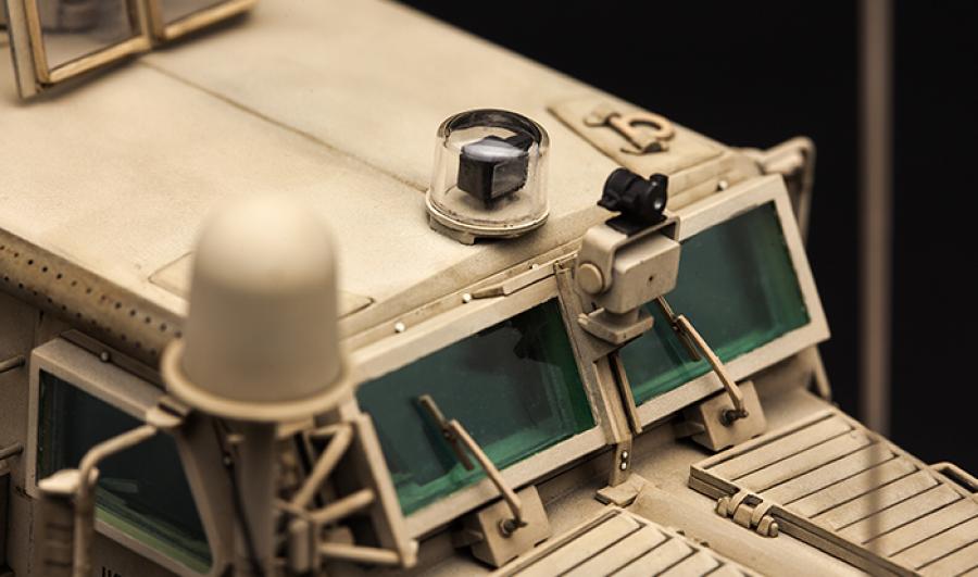 1:35 U.S. Cougar 6x6 MRAP Vehicle