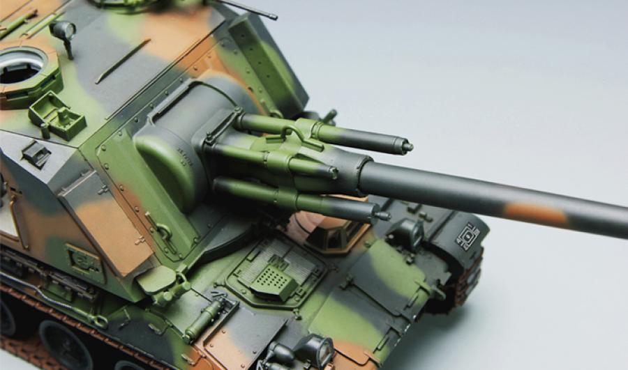 1:35 French AUF1 155mm Self-propelled Howitzer     
