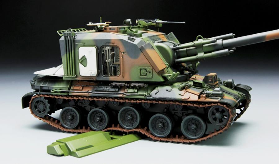 1:35 French AUF1 155mm Self-propelled Howitzer     

