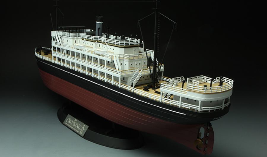 1:150 THE CROSSING (The FIRST MENG SHIP MODEL)