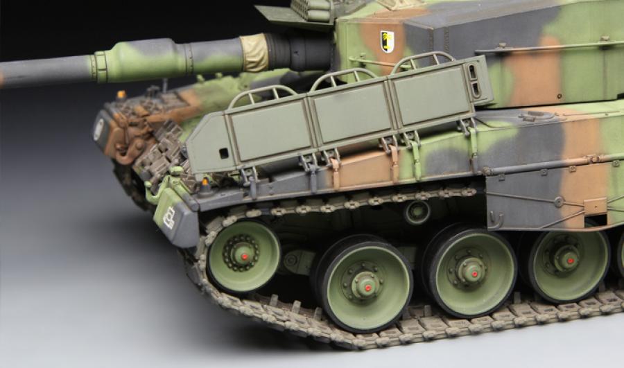 1:35 German MBT Leopard 2 A 4