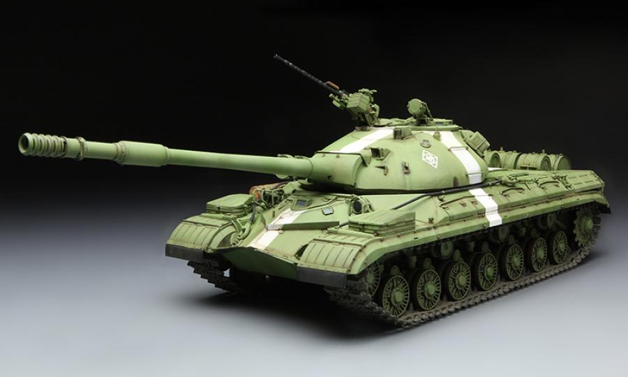 1:35 Soviet T-10M Heavy Tank