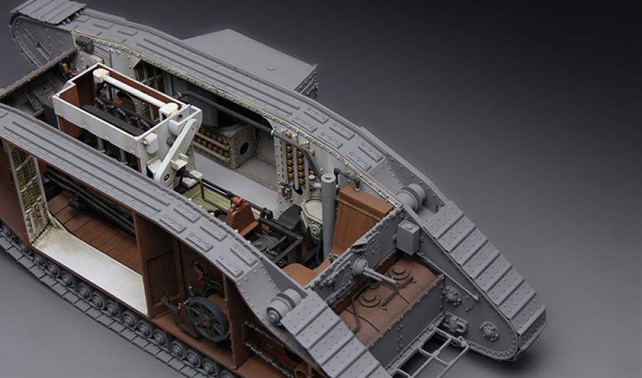 1:35 British Heavy Tank Mk. V Male