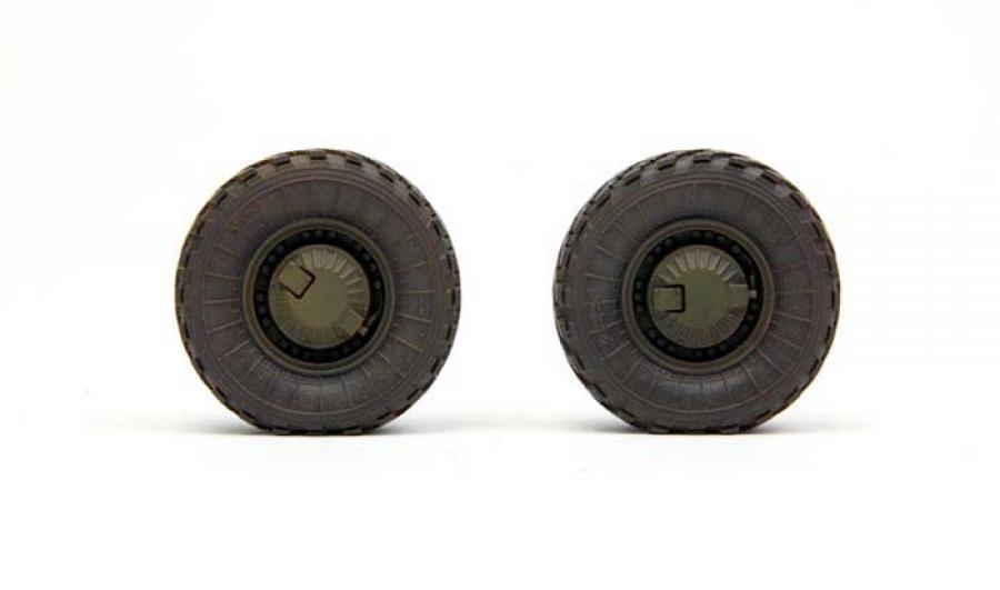 1:35 Russian GAZ 233014STS Tiger Sagged Resin WheelSet
