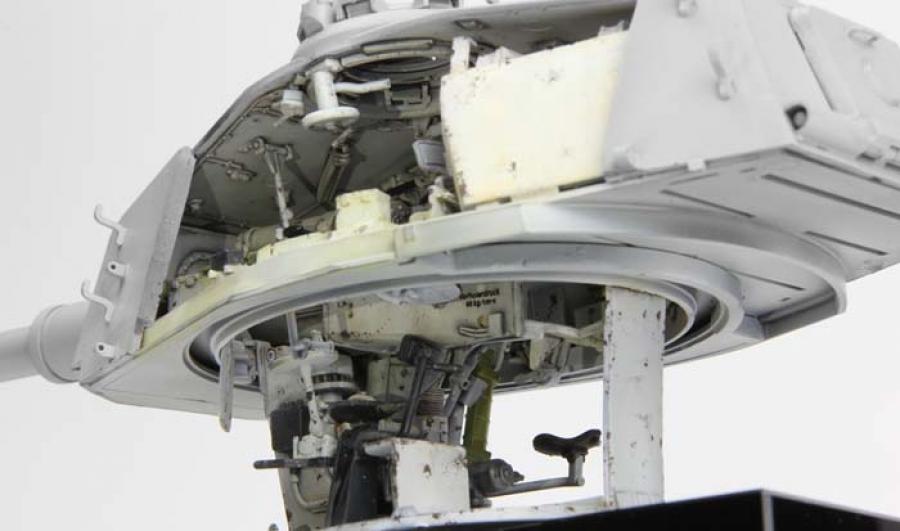 1:35 German Heavy Tank Sd.Kfz.182 King Tiger (Henschel Turret)Interior Set