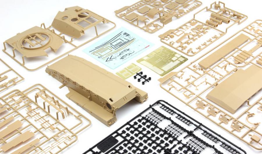1:35 USMC M1A1 AIM/U.S.Army M1A1 Abrams TUSK Main Battle Tank