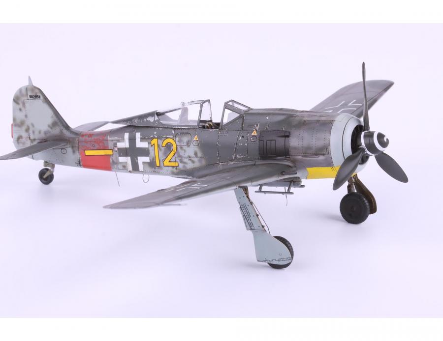 1:72 Fw 190A-8/R2  Profipack