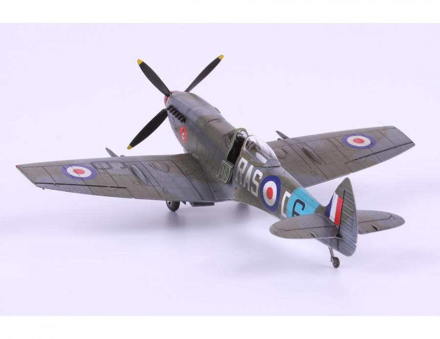 1:72 Spitfire Mk.XVI Bubbletop Profipack